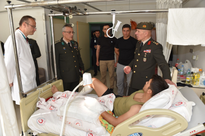 Tümgeneral Ahmet Kurumahmut, gazileri ziyaret etti