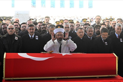 Şehit Piyade Teğmen Eril Alperen Emir son yolculuğuna uğurlandı