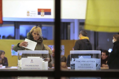 Sırbistan'da 6,5 milyon seçmen yarın sandık başına gidiyor