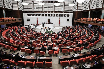 "Teröre karşı bildiri" tezkeresi kabul edildi