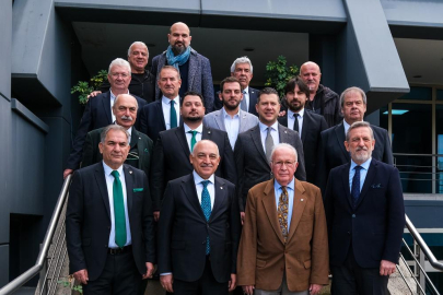 TFF Başkanı Mehmet Büyükekşi, Bursaspor yönetimiyle görüştü