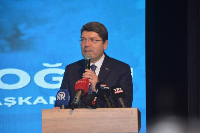 Bakan Tunç: "Yeni bir anayasa yapmanın mücadelesini vereceğiz"