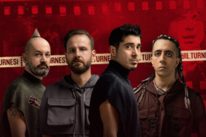 maNga 20. yılını sahnede kutluyor