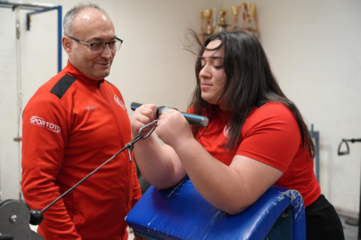 Babasını dinledi, 47 şampiyonluk elde etti