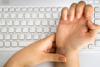 Karpal Tünel Sendromu'nda belirtiler ve tedavi süreci