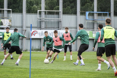 Bursaspor, pas çalıştı