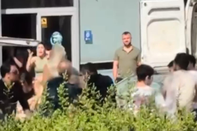 Bursa'da kargocular ile müşteriler birbirine girdi