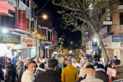 Bursa’da çarşılarda bayram yoğunluğu