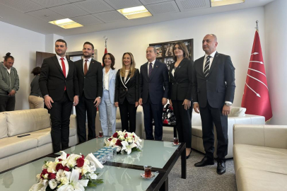 MHP’den CHP’ye bayram ziyareti