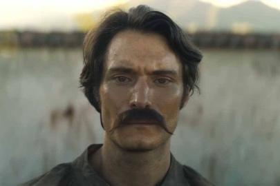 'Yüzyıllık Yalnızlık' dizi oluyor