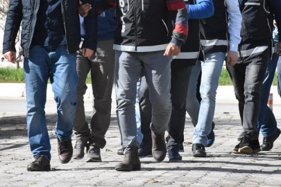 Depremzedeleri bile dolandırdılar: 52 milyonluk para trafiği