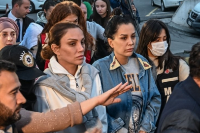 Dilan Polat lüks villasına döndü!