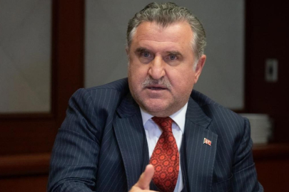Bakan Bak'tan millilere tebrik
