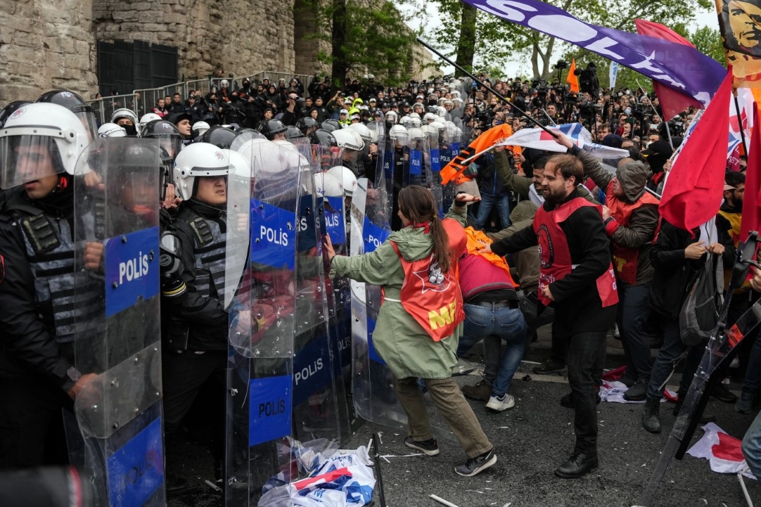 Saraçhane'deki 1 Mayıs müdahalesi, kameralara böyle yansıdı