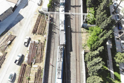 İZBAN raydan çıktı! Yolcular tahliye edildi