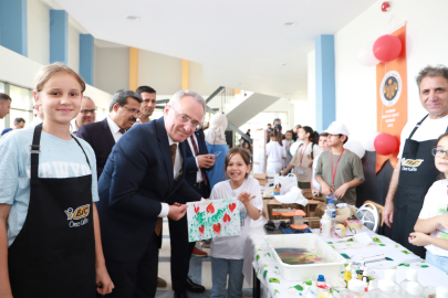 Bursa’da öğrenciler BİLSEM Şenliği'nde çalışmalarını sergiledi