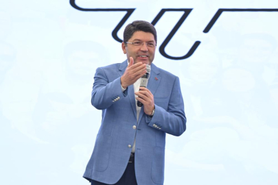 Bakan Tunç: "Çocuk katilini alkışlayanlar insanlığın yüz karasıdır"