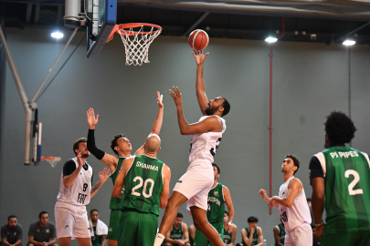 TOFAŞ, Bursaspor'u 106-91 mağlup etti