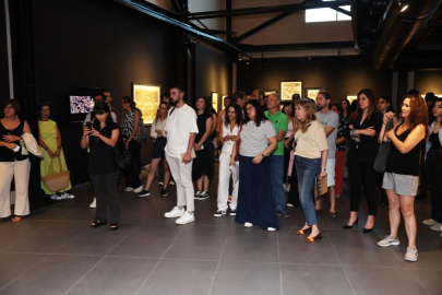 “Gökyüzü Başımızın Üstüne Düşebilir” sergisi sanatseverlerle buluştu