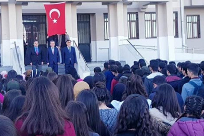 Yurt genelinde okullar, saygı duruşu ile açılacak