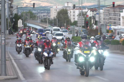 Kurtuluşun 102'nci yıl dönümünde motosikletli kutlama