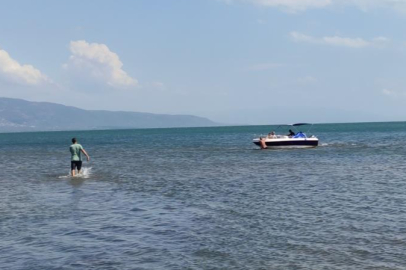 Bursa'da botla göle açılan çocuklar ölümden döndü