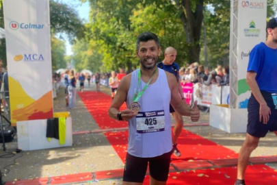 Fransa'da zirve Kamil İnak'ın