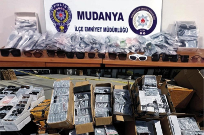 Bursa'da 200 bin lira değerinde kaçak gözlük ele geçirildi