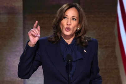 Kamala Harris'ten Meksika sınırına ziyaret