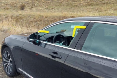 Park halindeki otomobilde erkek cesedi bulundu