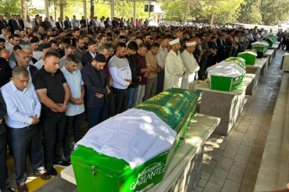 6 tabut yan yana dizildi, göz yaşları sel oldu