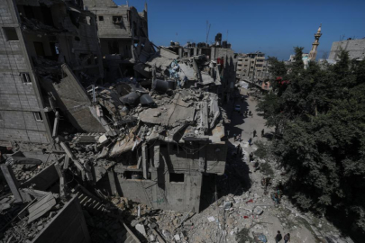 Gazze'de can kaybı 42 bin 227'ye yükseldi