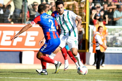 Bursaspor deplasmandan 1 puanla döndü: 0-0