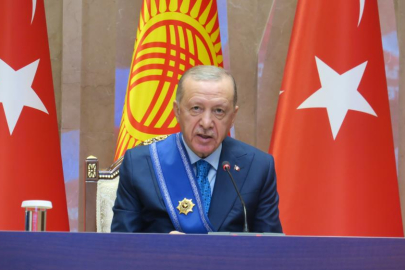Erdoğan: Türk dünyası olarak güçlü duruş sergilemeliyiz