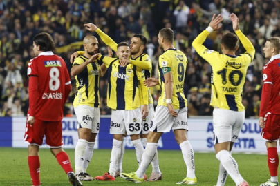 Fenerbahçe farklı kazandı: 4-0