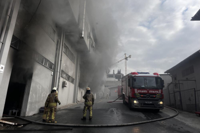 İş hanında korkutan yangın