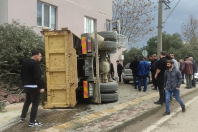 Orhangazi Belediyesi'ne ait kamyon dehşet saçtı