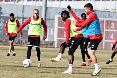 Sivasspor teknik direktörsüz çalıştı