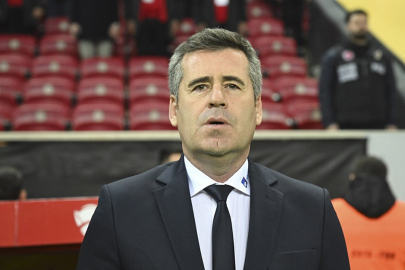 Bursaspor'un yeni teknik direktörü kim olacak?