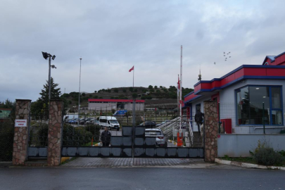 11 kişinin hayatını kaybettiği fabrika sessizliğe büründü