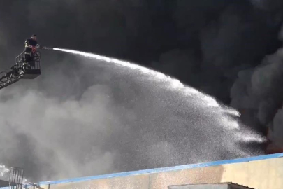 Fabrika yangını, depo alanından üretim sahasına sıçradı