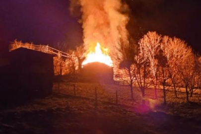 Yılbaşı gecesi yangın kabusu: Evi küle döndü