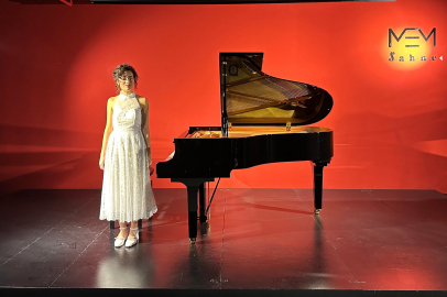 Göksu Yıldız MEM Genç Sahne’de alkışları topladı