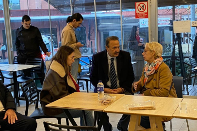 Mehmet Sevigen'den Edip Akbayram'a ziyaret