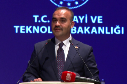 Bakan Kacır’dan Özgür Özel’e kırmızı kart cevabı