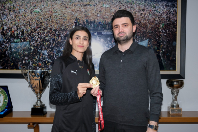 Şampiyon'dan Başkan Çelik'e ziyaret