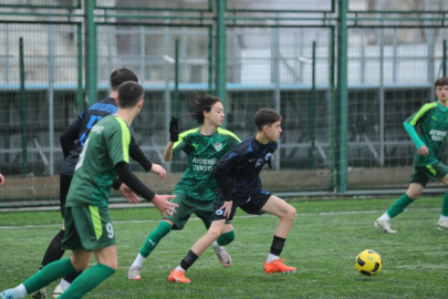 Gemlik Belediyespor gol olup yağdı: 6-1