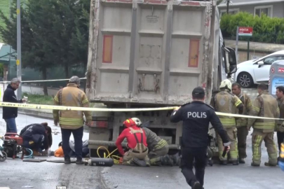 Kamyonun altında kalan genç 1 saatte çıkarıldı