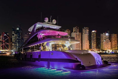 Dubai'deki tekne partisi sosyal medyayı ikiye böldü