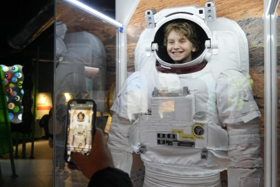 Gökmen Uzay Havacılık Merkezi'nde tatil kalabalığı